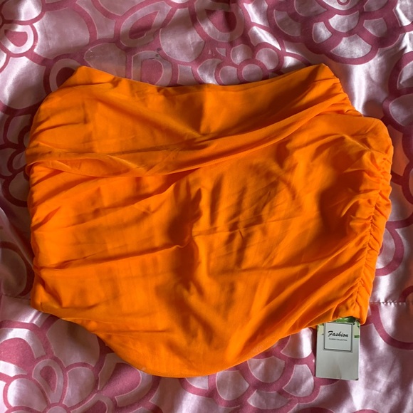 ❌SOLD❌Orange bustier corset - Picture 2 of 5